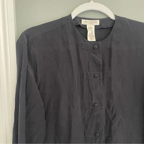 Vintage Jones New York 100% Silk Black Collarless Button Up Shirt Blouse - Picture 1 of 13